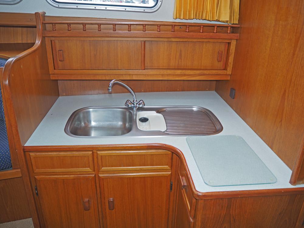 Fore ship, Accommodation